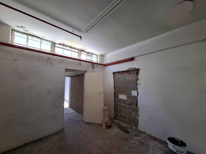 To Let commercial Property for Rent in Maitland Western Cape